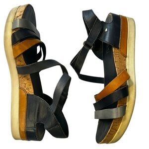 Pikolinos Platform Strappy leather Sandals